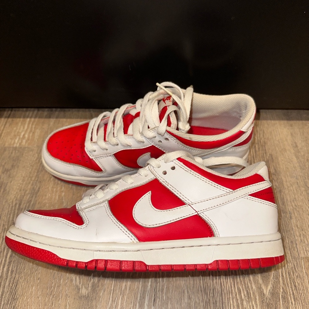 Dunk Low GS ‘Championship Red’